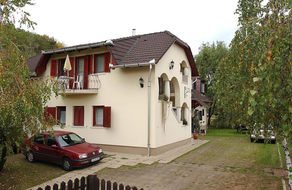 Zoeldvar Villa Bogacs Ngoại thất bức ảnh